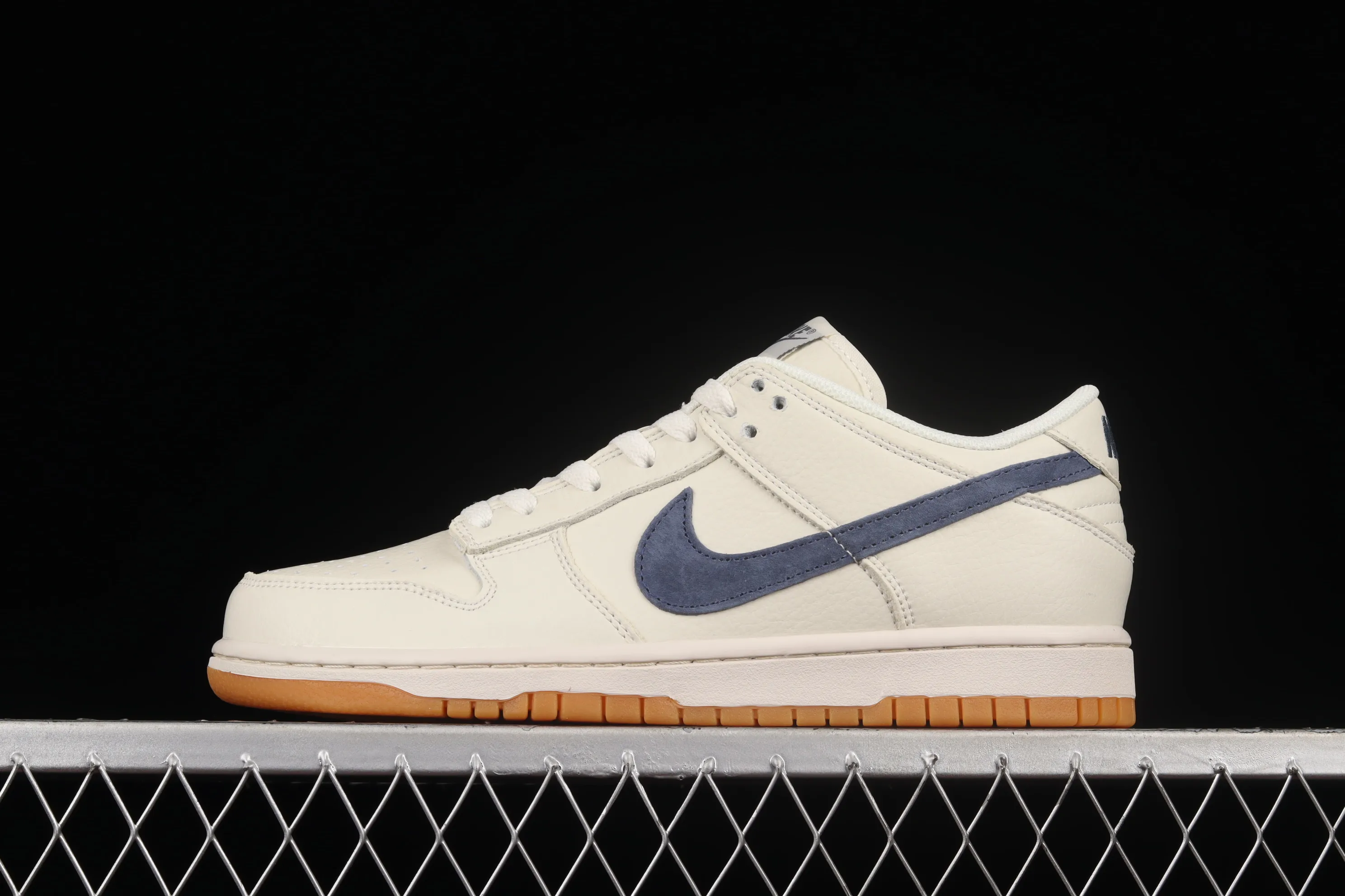All categories Nk SB Dunk series Nk SB Dunk Low low-top sneakers Nk Dunk Low Retro Prm SB smashed backboard fashion casual sneakers 316272-326